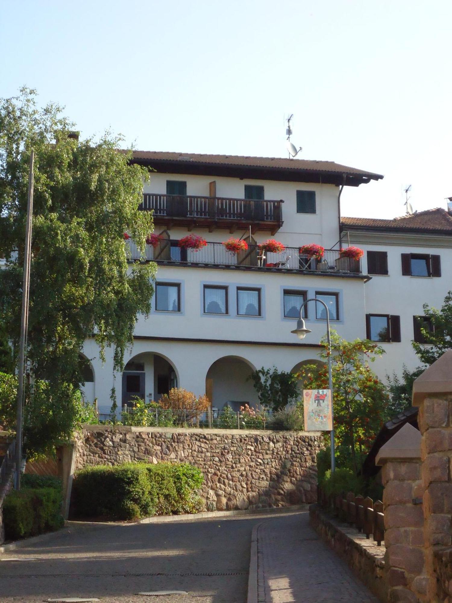 Gasthof Zum Roessl San Genesio Atesino Zewnętrze zdjęcie